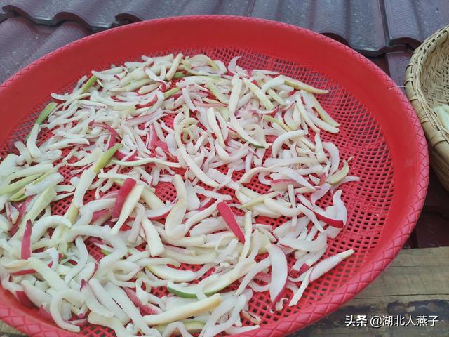 冬天腌萝卜干最快速的方法，无需太阳晒，三天就可以吃，又辣又脆