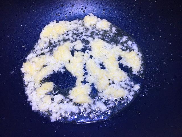 丝瓜这样吃，简单好做，蒸一蒸原汁原味，味道鲜美