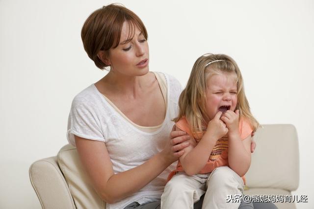 「超级宝妈」孩子一哭就烦命令“不准哭”？这种错误的行为会影响孩子的一生