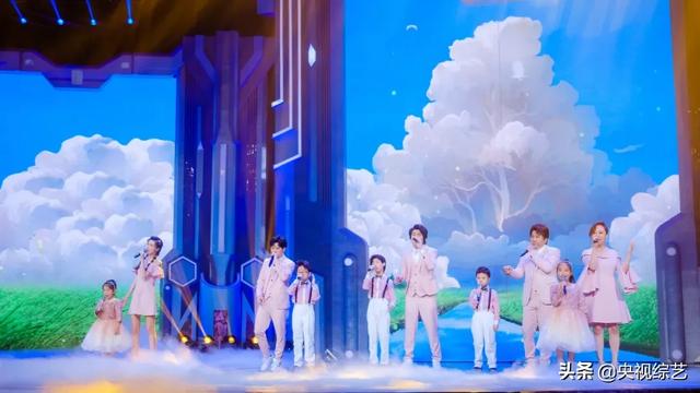 《开门大吉》现猜歌“神招”?上一秒号称目标是“答对一题”,下一秒按铃猛如虎|影视交流地