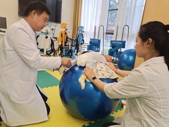 孩子口齿不清，小心得了这种病