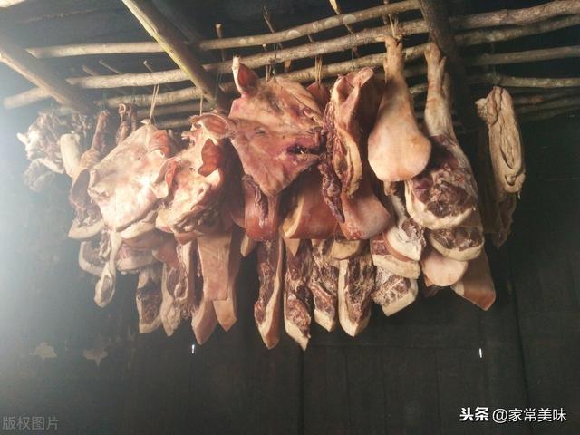 妈妈从不外传的腌腊肉手艺免费分享，过年吃腊肉，年味十足，真香