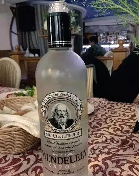 王莉|“院士风波”引关注，茅台史上首位女总工，27年如何炼成酿酒大师？