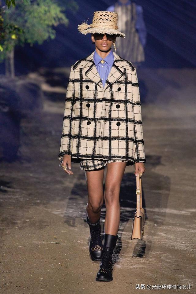 最时尚Christian Dior 2020春夏系列-贴近自然的森林秀