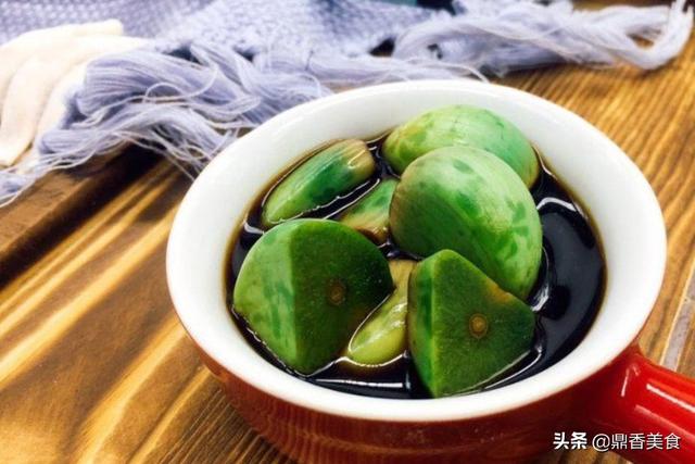 腌腊八蒜，牢记3放3不放，大蒜粒粒碧绿，汤汁酸甜，脆爽可口