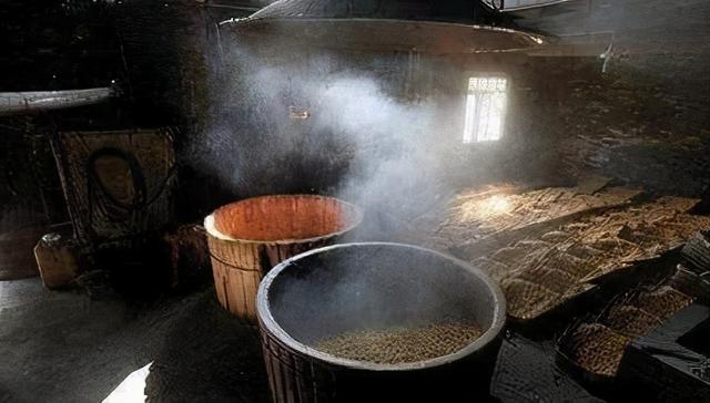 粮食变成酱香酒的20个步骤……