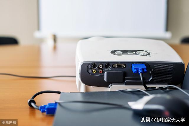 超级宝妈@给孩子买绿色桌垫可以保护眼睛？专家：假的！
