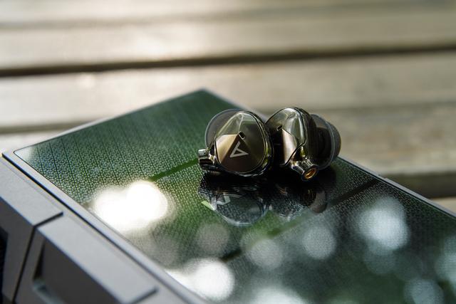 一斤重的便携播放器了解下 一篇关于KANN CUBE的碎碎念