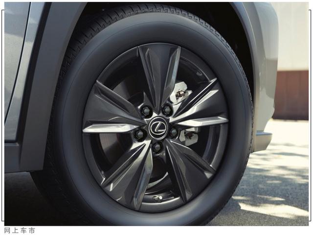 雷克萨斯UX运动版发布，本月内将开售，搭2.0L，外观套件升级