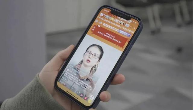 就业专家剖析创业新机遇，线上线下解答创业者困惑