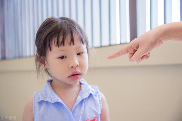 骂完孩子就后悔，陷入死循环的家长，应该善用“情绪追踪”