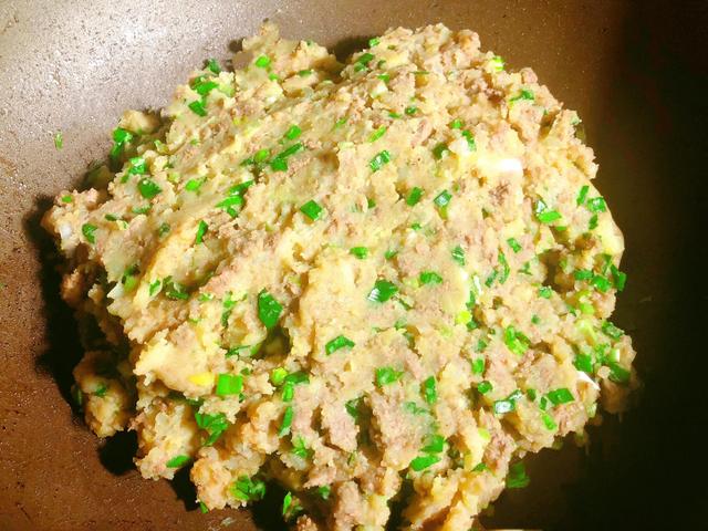 冬至到了，分享道最近稀罕上的饺子馅，食材易取，然很多人没见过