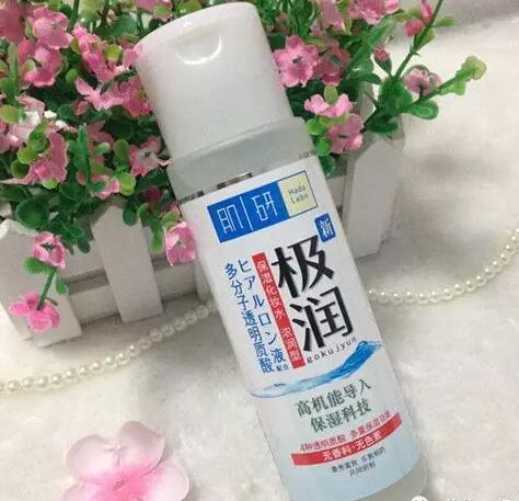 #超级宝妈#你是孕妇，你不能擦护肤品，对小孩不好