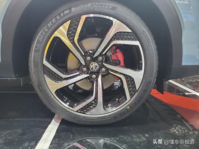 新车 | MG领航PHEV拥有专属配色，他有没有吸引到你？