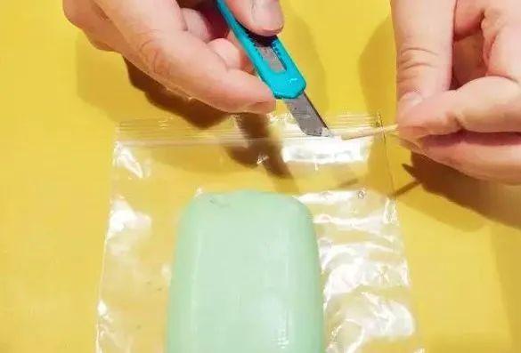 「超级宝妈」在家就能做！这些科学小实验好玩又涨知识