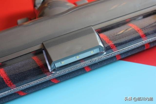 智能除尘吸力大，能吸能拖一体化！小狗T12 Pro无线吸尘器