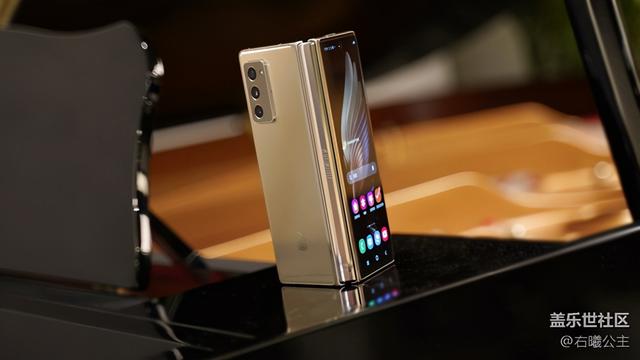 三星W21 5G：匠“心”初“心”用“心”打造的一款精品