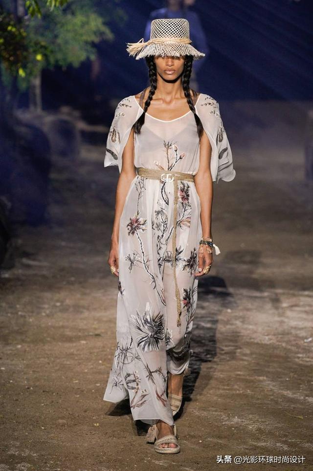 最时尚Christian Dior 2020春夏系列-贴近自然的森林秀
