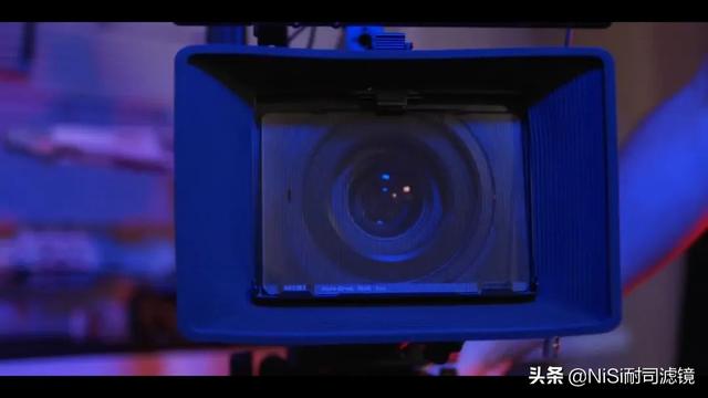 「测评」美国独立电影制作人测试NiSi蓝色拉丝滤镜