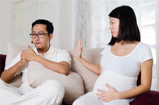 你的育儿经|妻子怀胎十月产下“无肛宝宝”,丈夫蹲地痛哭:当初不该那样做