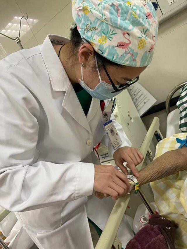患者|有时治愈，常常帮助，总是安慰！大年初三，来看杭州一位肾内科女医生的日常