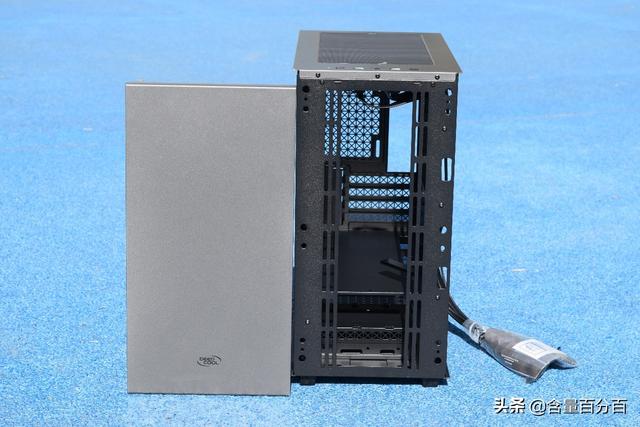 把万元硬件装进百元机箱？九州风神魔方110磁吸电脑机箱装机