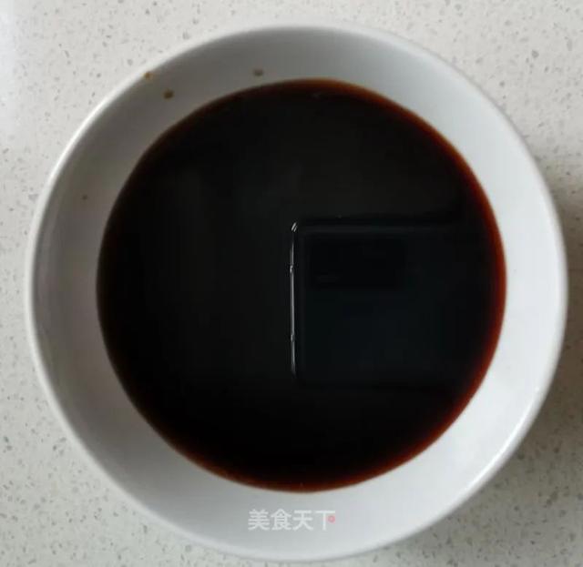 浇汁萝卜：冬日萝卜赛人参，软糯鲜香，比肉都好吃