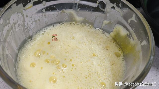 鸡蛋羹怎样蒸才嫩滑？火候是关键，这1步做对了，简单省事无气孔