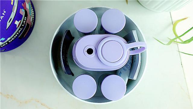 口腔清洁新工具，深度洁牙新体验——罗曼与丁香医生联名款冲牙器