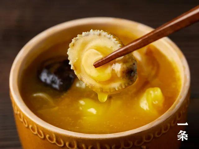 鲍鱼、海参、花胶、蹄筋……金色高汤浓醇鲜美，这“佛跳墙”绝了！丨种草机