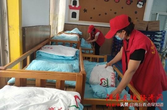 粉红夏季|商丘市第三幼儿园开展“幼儿返园 我们在行动”志愿服务活动