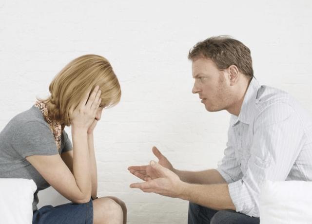 「超级宝妈」孩子总喜欢打人怎么办？家长先别急着打骂，不妨试试这样引导