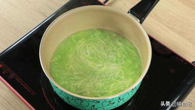 「你的育儿经」为什么现在的孩子小时候不要吃盐,用这些理由去说服老人