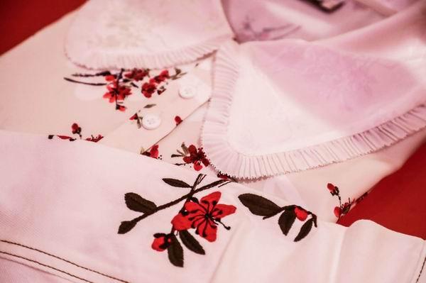 文化|新华文创和LILY时装“好运年年”齐白石新年