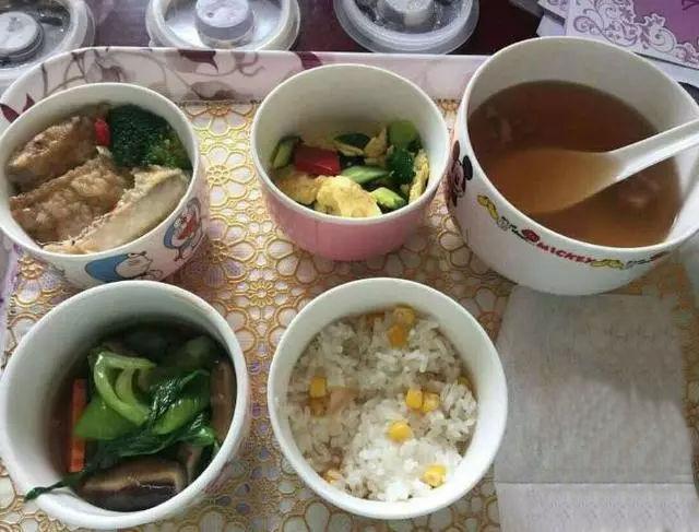 你的育儿经|坐月子有个金牌月嫂婆婆是怎样一种体验？网友大秀月子餐拉仇恨