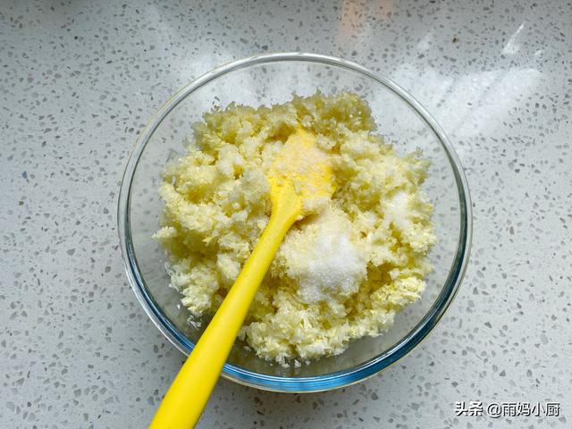 白菜包饺子要不要焯水？传统老做法告诉你这样做，鲜嫩多汁营养高