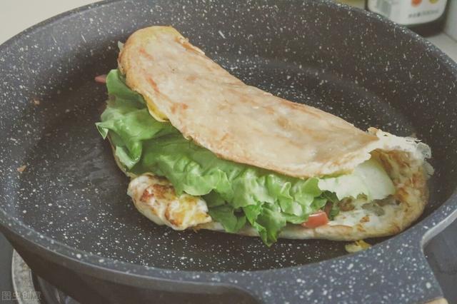 手抓饼可以在家做，牢记2个小技巧，制作起来美味又省时间