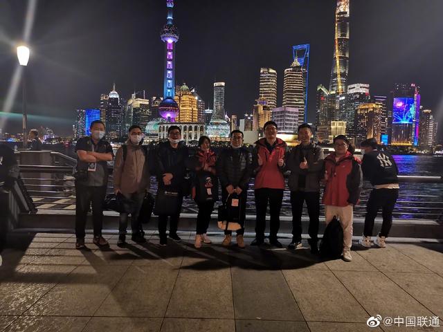 足不“触沪”纵览璀璨浦江夜！联通5G护航央视外滩夜景全球直播