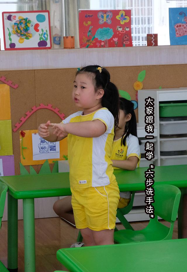 你的育儿经|幼儿园特殊开学日，肇庆萌娃大秀“表情包”