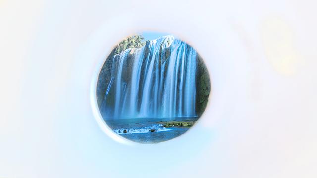 #玩乐足迹#景区打卡照别再扯丝巾了！这五种简单姿势让你回到18岁