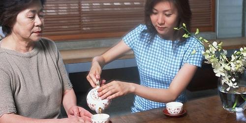 『你的育儿经』月子仇竟会遗传？15个过来人的遭遇印证了一句话：百因必有果