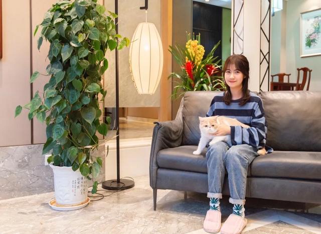 「超级宝妈」富养孩子物质，不如种下自信大树