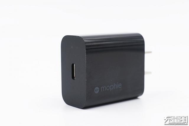 经典传承，质量保证：mophie 20W PD 充电器评测