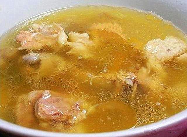 「你的育儿经」孩子不爱吃肉和菜，多炖点汤有营养？来，我们来说道说道
