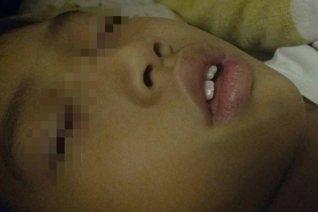 超级宝妈▲这4个不良习惯,会让孩子变得“越来越丑”,你家孩子中招没?