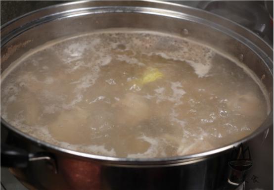 苗大姐用了半辈子的火锅配方，看着就流口水，农村待客全靠它