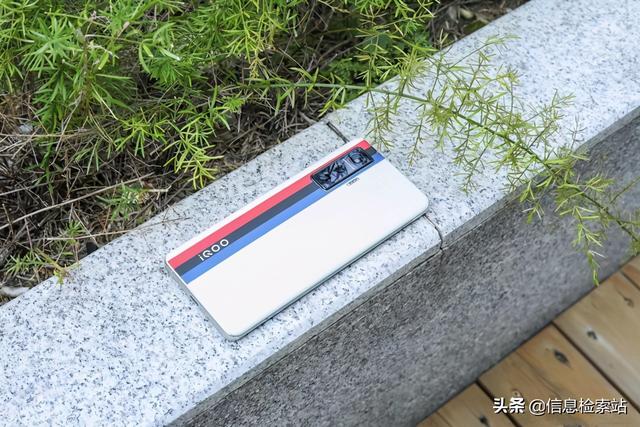 又一骁龙888开启预约，120W+5000mAh，不到四千