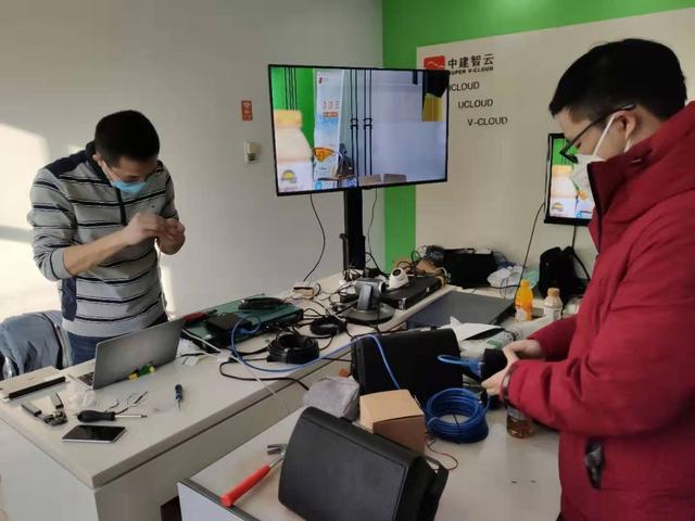 【北京日报客户端】开通343条专线，北京全力保障战“疫”通信畅通