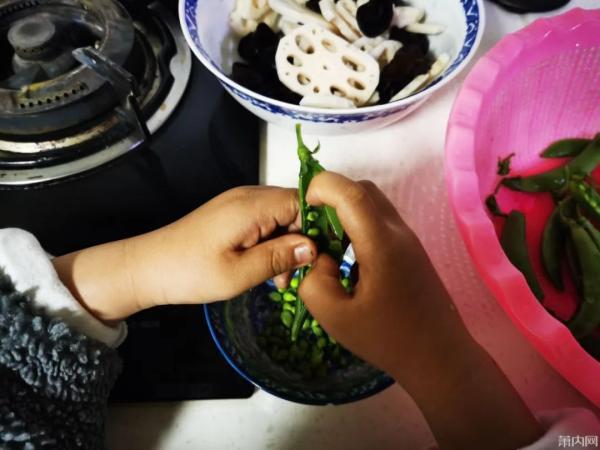 光明网:浙江一幼儿园小朋友的作业火了!网友:确定上的是幼儿园?