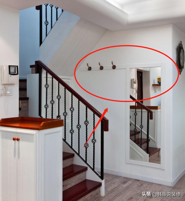 晒晒刚装完的复式新房，家具已经入户，上下两层楼效果直追小别墅